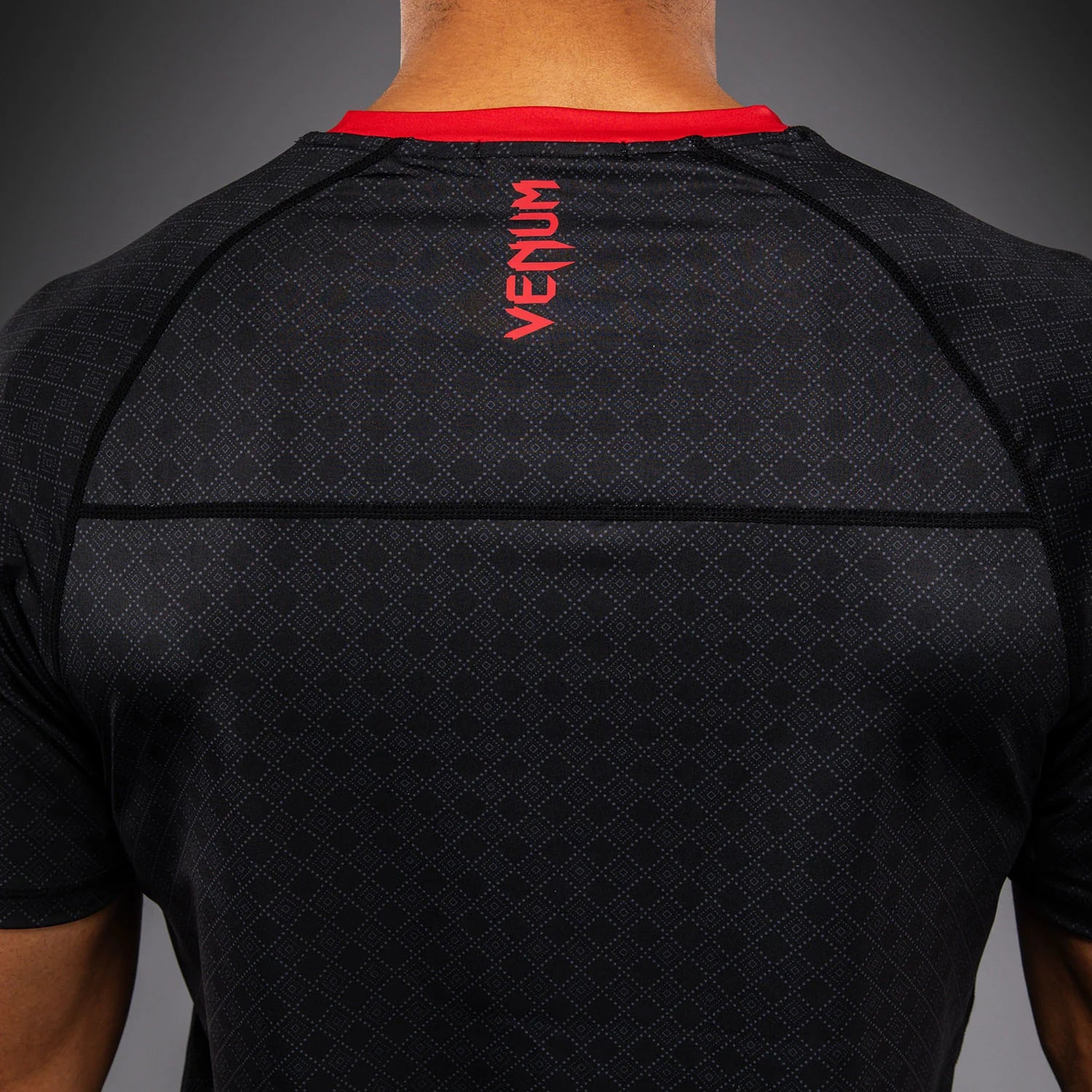 Venum x Roger Gracie Signature Dry Tech T-shirt - Svart/Röd