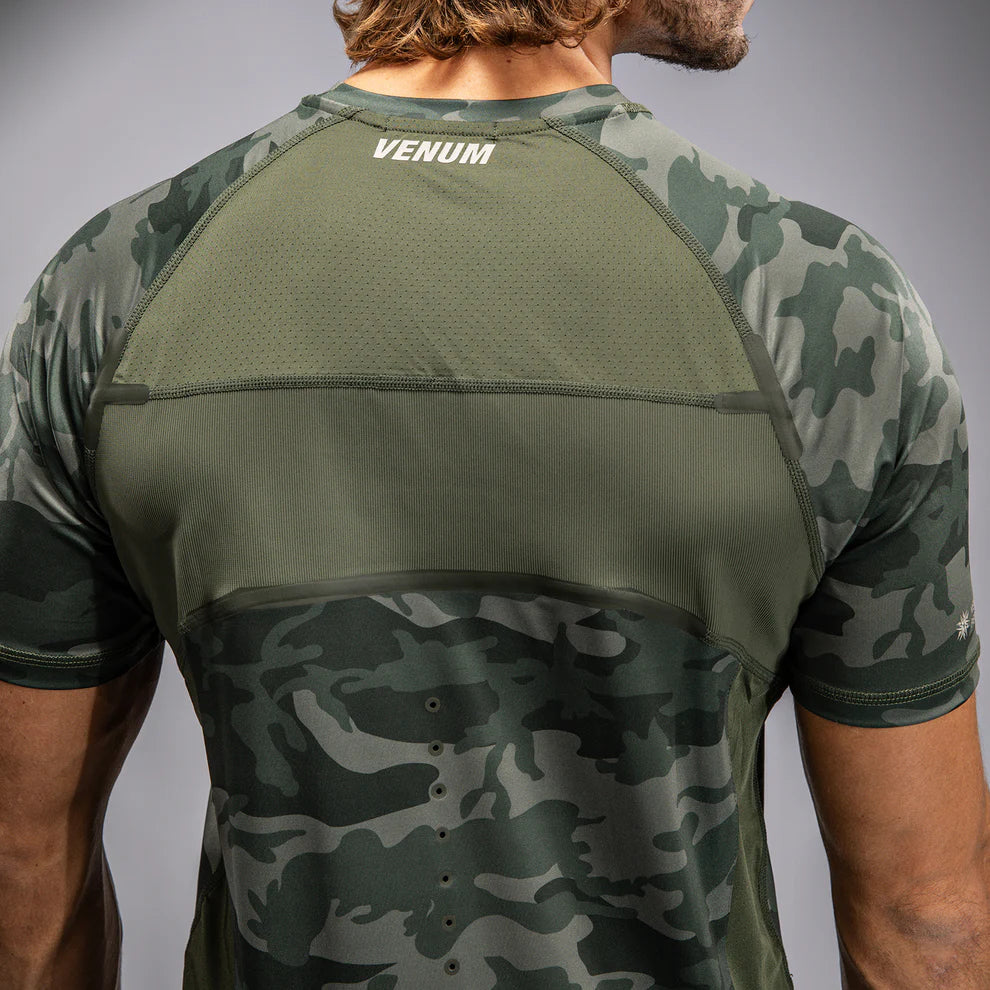 Venum G-Fit Air Dry-Tech T-shirt för män – Armékamouflage